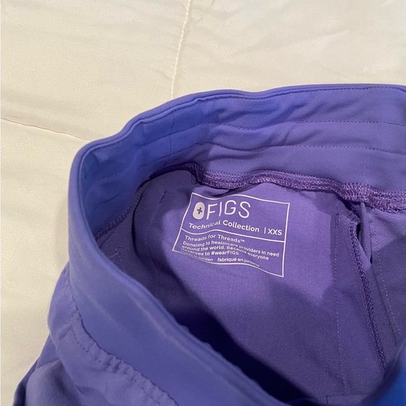 Women’s Figs Blueberry High Waisted Cargo Scrub Pants XXS  with Lime Drawstring - Picture 5 of 5